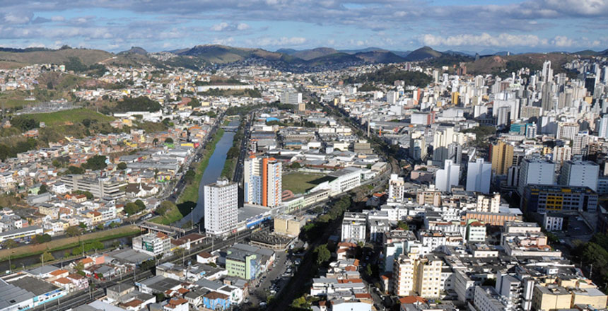 Prefeita celebra aprovação do financiamento para obras de macrodrenagem em Juiz de&nbsp;Fora